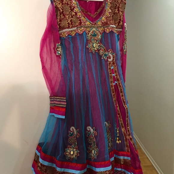 Salvar - Picture 3 of 3